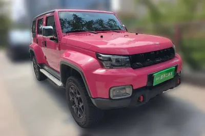 BAIC Off-Road BJ40 2023, 42900 км, за 116007.35 CNY
