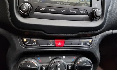 Jeep Renegade 2017, 66245 км, за 9700000 KRW - фото 31