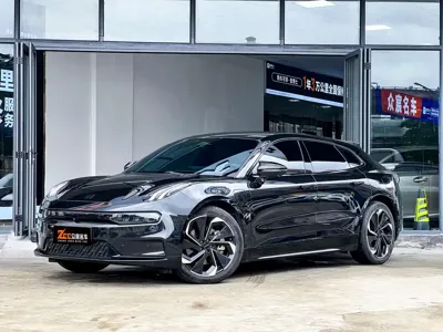 Zeekr 001 · 2022 год
