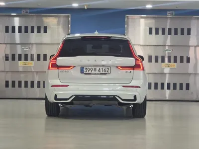 Volvo XC60 2026, 2342 км, за 64000000 KRW
