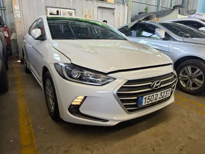 Hyundai Avante 2018, 183088 км, за 6500000 KRW