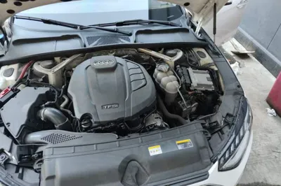 Audi A4L 2022, 50800 км, за 134344.99 CNY - фото 22