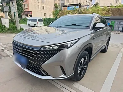 Roewe RX5 2023, 56600 км, за 51100 CNY