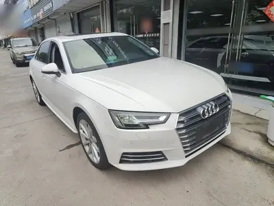 Audi A4L 2017, 157500 км, за 71000 CNY
