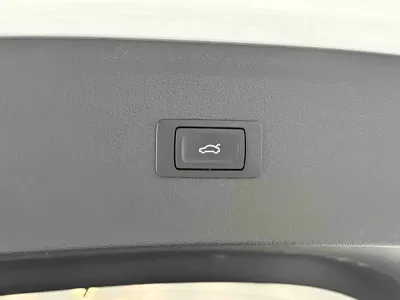 Audi Q5L 2019, 76000 км, за 119800 CNY - фото 27