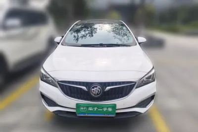 Buick Verano 2018, 44200 км, за 47531.4 CNY