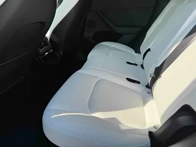 Tesla Model Y 2024, 43600 км, за 185799 CNY - фото 9