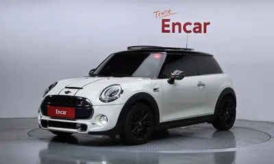 MINI Cooper · 2015 год