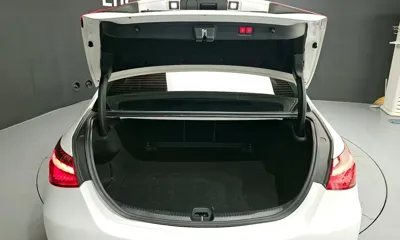Mercedes-Benz C-Class 2023, 97394 км, за 32900000 KRW - фото 20