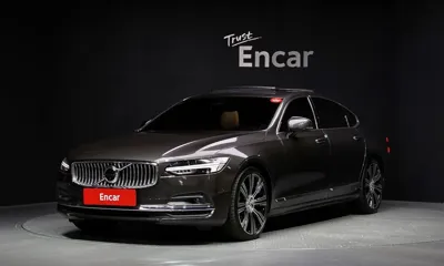 Volvo S90 · 2023 год