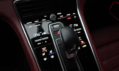 Porsche Panamera 2022, 49835 км, за 117000000 KRW - фото 9