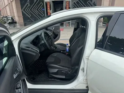 Ford Focus 2015, 100000 км, за 16800 CNY - фото 6