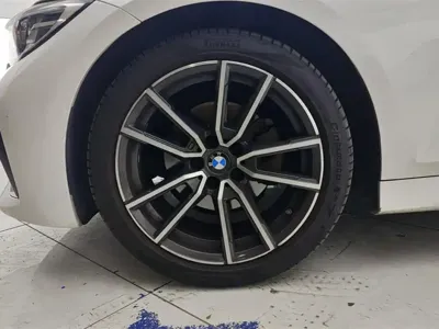 BMW 3 Series 2021, 47800 км, за 139800 CNY - фото 6