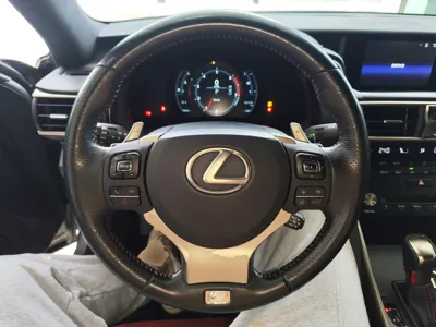 Lexus IS 2017, 131100 км, за 163790.27 CNY - фото 14