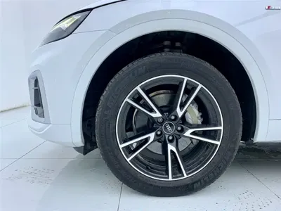 Audi Q5L 2022, 25600 км, за 186800 CNY - фото 8