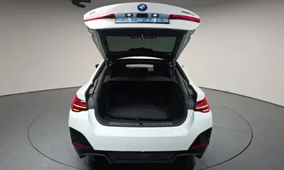 BMW i4 2025, 25610 км, за 56900000 KRW - фото 35