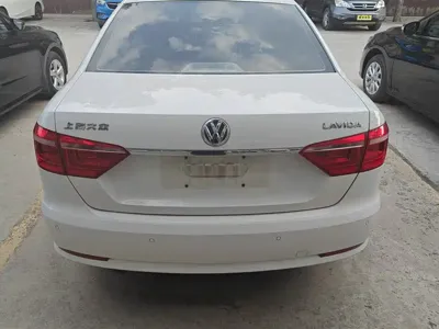 Volkswagen Lavida 2015, 81199 км, за 25800 CNY