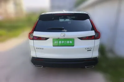 Honda CR-V 2024, 6100 км, за 143722.67 CNY
