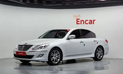 Hyundai Genesis · 2012 год