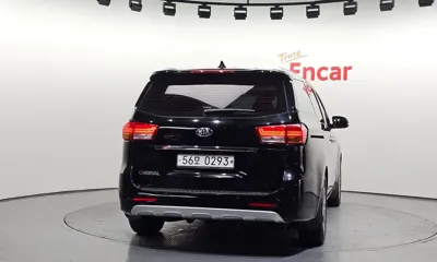 Kia Canival 2017, 197051 км, за 8900000 KRW