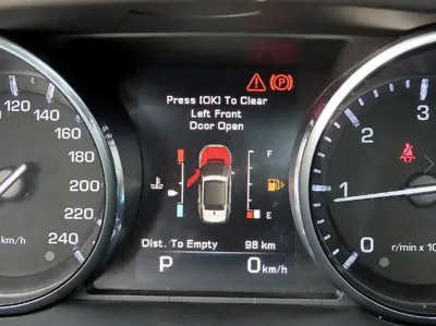Land Rover Discovery Sport 2016, 90155 км, за 9100000 KRW - фото 9