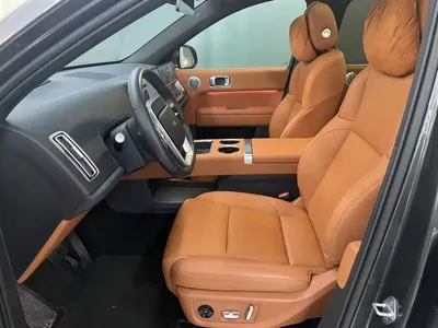 Li Auto Li L6 2024, 13100 км, за 182000 CNY