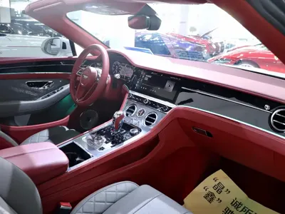 Bentley Continental 2020, 45000 км, за 2098000 CNY