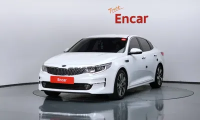Kia K5 · 2016 год