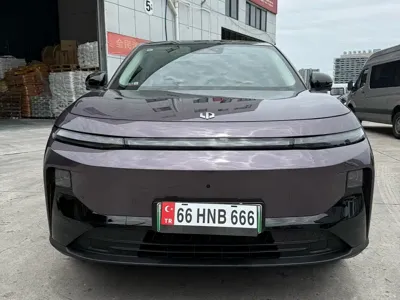 Leapmotor Leapmotor B10 2026, 4300 км, за 88000 CNY