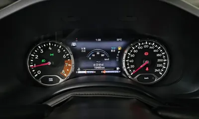 Jeep Renegade 2023, 19485 км, за 28500000 KRW - фото 8