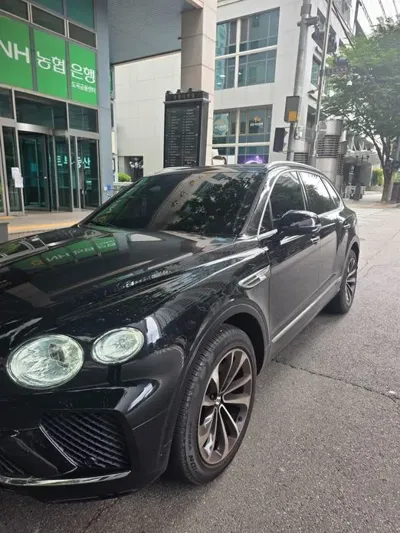 Bentley Bentayga · 2025 год