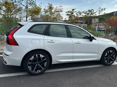 Volvo XC60 2026, 7600 км, за 0 KRW - фото 2