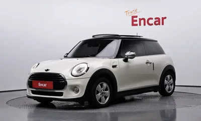 MINI Cooper · 2016 год