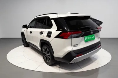 Toyota RAV4 2023, 49300 км, за 153040 CNY - фото 4