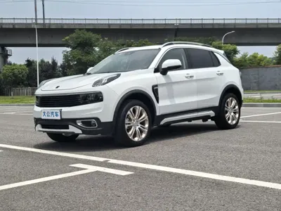 Lynk & Co 01 · 2018 год