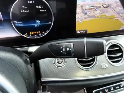 Mercedes-Benz E-Class 2019, 165181 км, за 19500000 KRW - фото 11