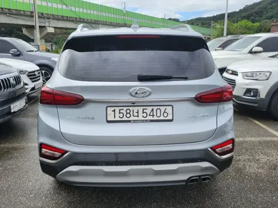 Hyundai Santafe 2019, 129663 км, за 15800000 KRW
