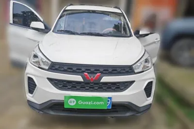 Wuling Hongguang S3 2019, 28400 км, за 38734.83 CNY