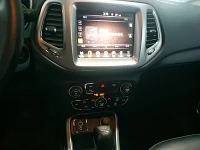 Jeep Compass 2018, 113000 км, за 36200 CNY - фото 13