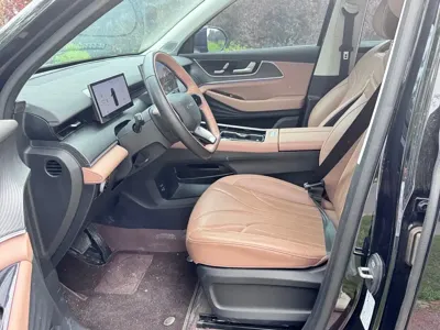 Chery 瑞虎8L 2024, 30000 км, за 85800 CNY