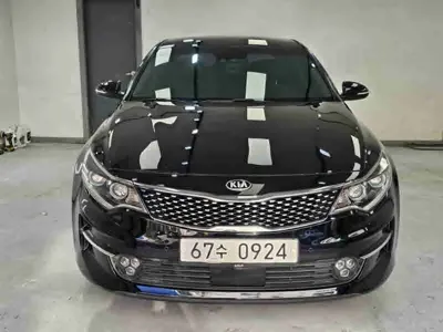 Kia K5 · 2016 год
