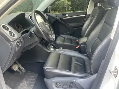 Volkswagen Tiguan 2017, 81000 км, за 43800 CNY - фото 3