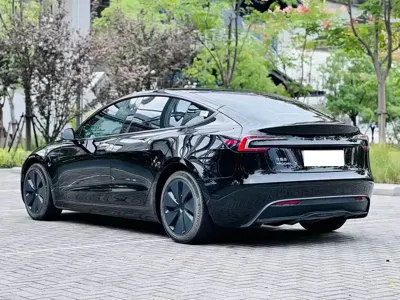 Tesla Model 3 2024, 15000 км, за 93000 CNY - фото 8