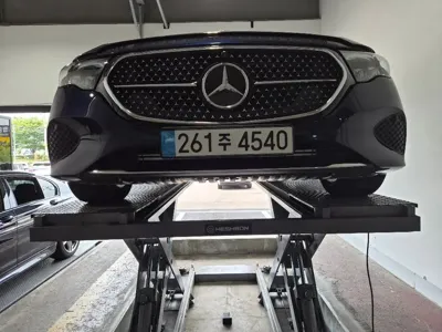 Mercedes-Benz E-Class · 2025 год