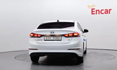 Hyundai Avante 2018, 90125 км, за 10800000 KRW - фото 4