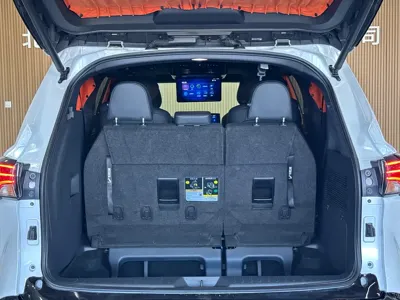 Toyota Sienna 2022, 51000 км, за 215000 CNY - фото 15