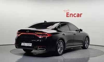 Hyundai Grandeur 2019, 75369 км, за 18000000 KRW
