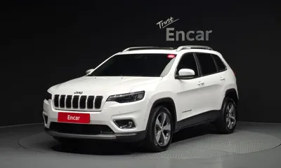 Jeep Cherokee · 2020 год