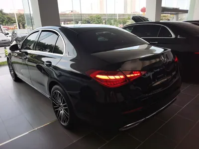 Mercedes-Benz C-Class 2023, 72700 км, за 200145.81 CNY