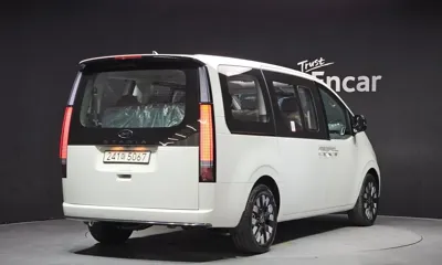 Hyundai Staria 2025, 17 км, за 59990000 KRW